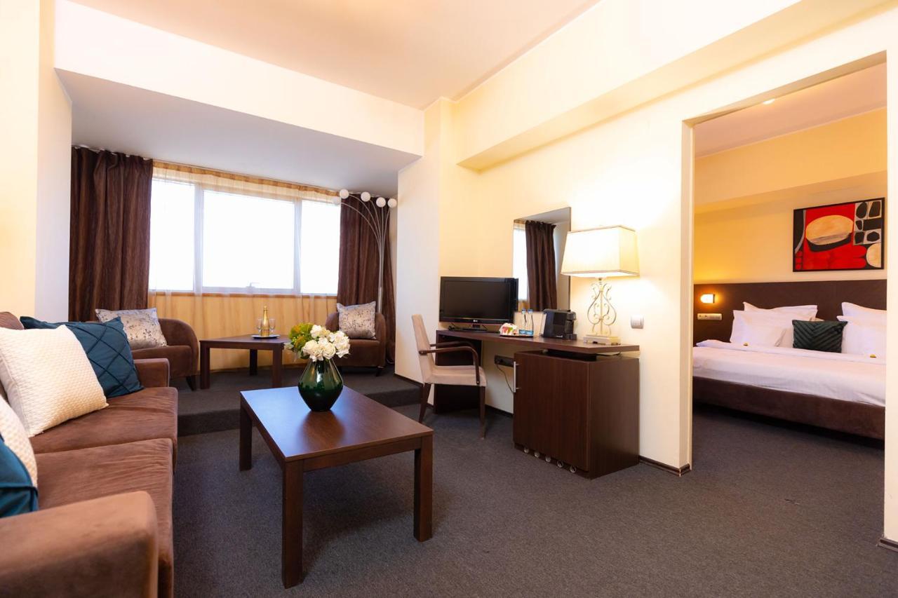 Hotel Terra Balneo Галац Экстерьер фото